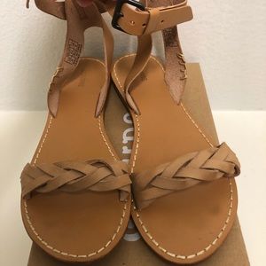 Vachette leather ankle strap sandals